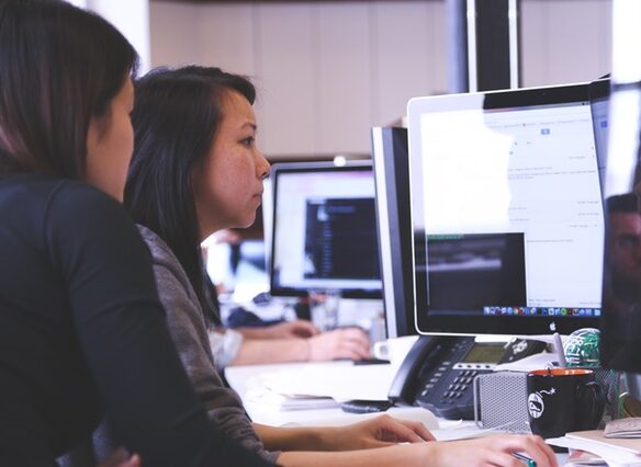 women_working | PHF